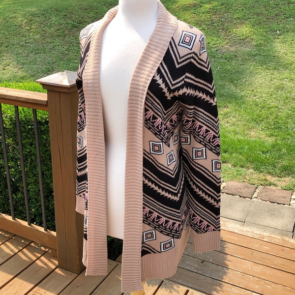 Charlotte Russe Sweater Coat - Picture 2 of 11